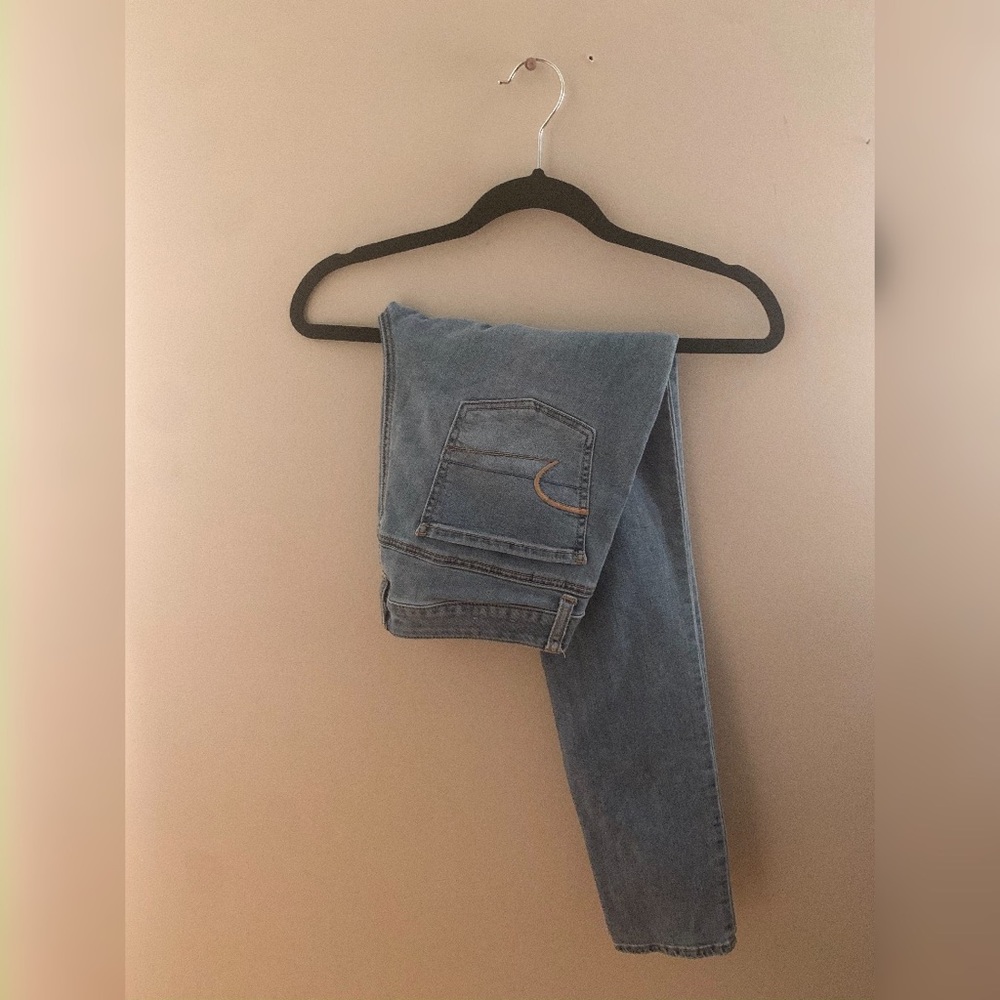 American Eagle Jeans (size 8)